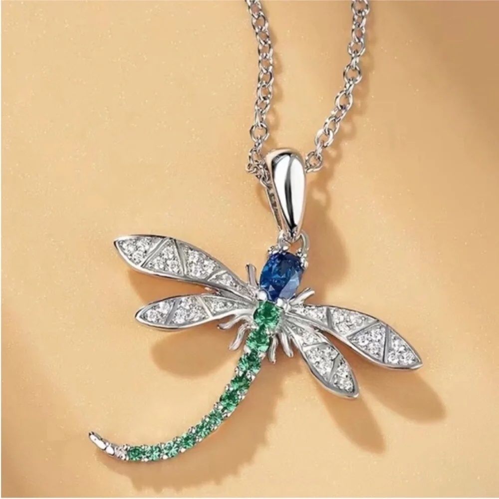 Women’s Cubic Zircon Dragonfly Necklace Sliver Plated Green Blue Dragonfly